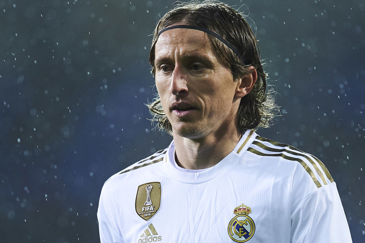 MU đua ký Zaniolo, Beckham chiêu mộ Modric