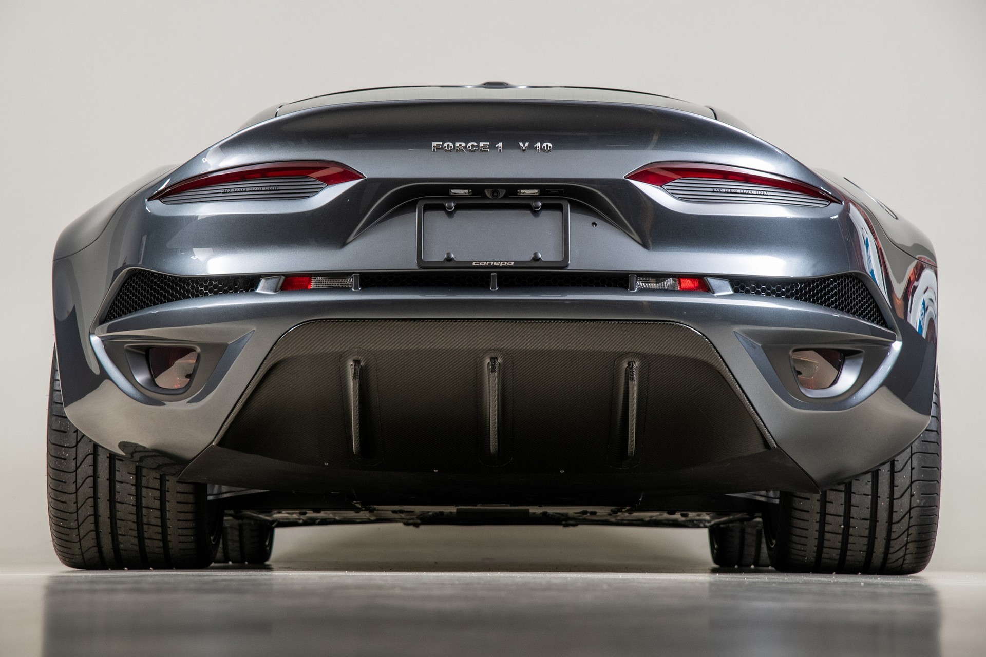 Siêu xe thể thao động cơ V10 hàng hiếm, cả thế giới chỉ có 5 chiếc