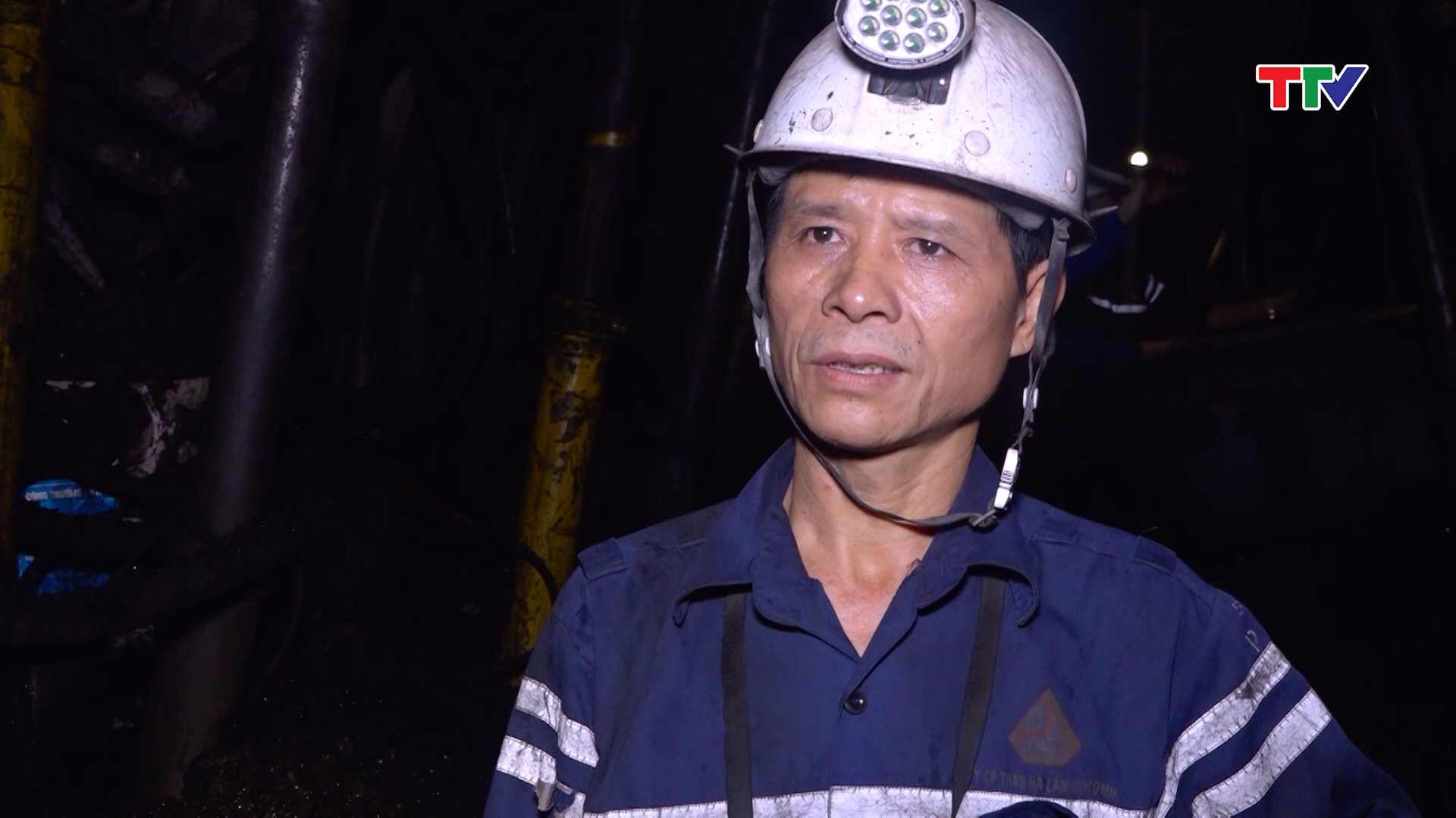 Thợ mỏ Lê Xuân Huấn –Gắn bó với ngành Than là một quyết định đúng đắn - Ảnh 2.