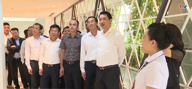 Đoàn công tác của UBND tỉnh Thanh Hóa thăm và làm việc tại Khu Công nghệ cao Hòa Lạc - Ảnh 2.