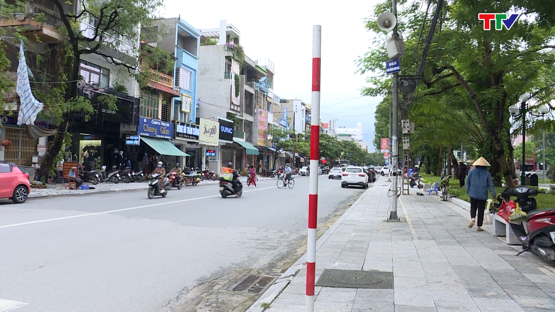 Phường Ba Đình thành phố Thanh Hoá xây dựng tuyến phố kiểu mẫu đảm bảo trật tự an toàn giao thông  - Ảnh 2.