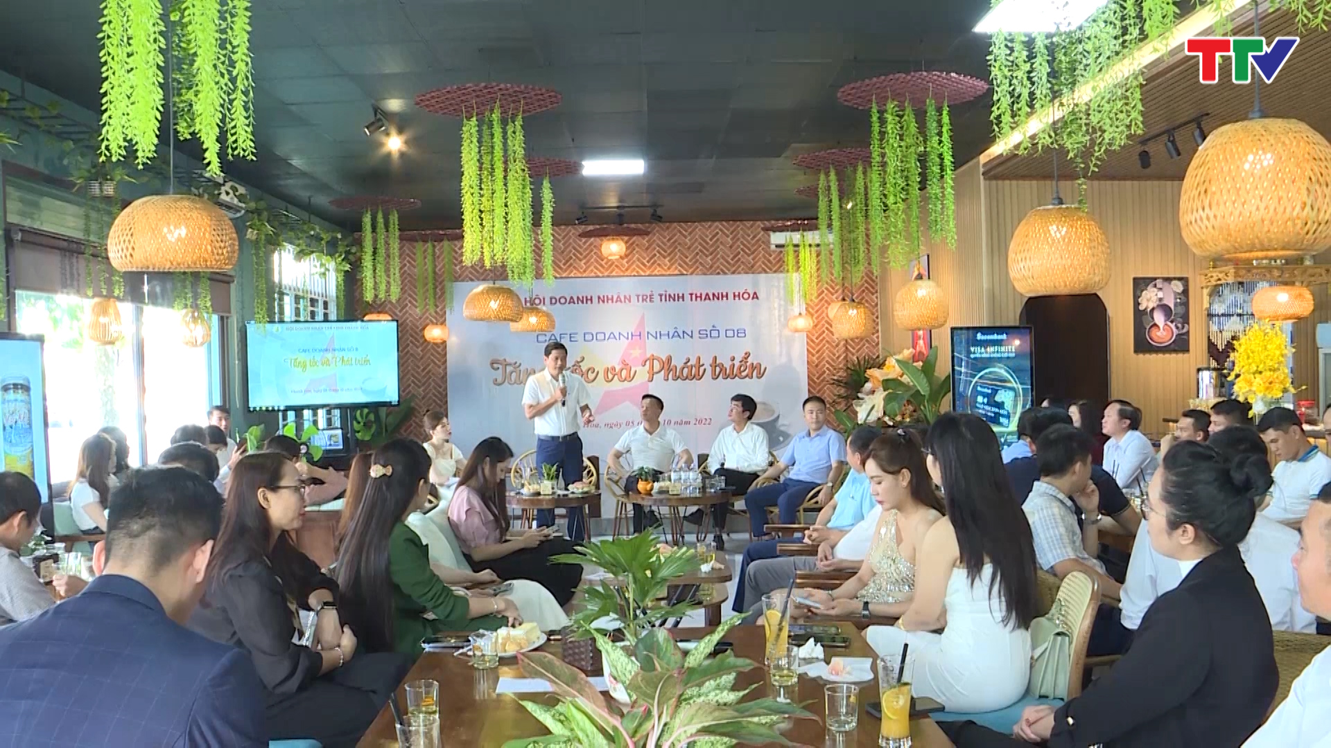 Thanh Hoá: Chương trình Cafe doanh nhân “tăng tốc và phát triển” - Ảnh 1.