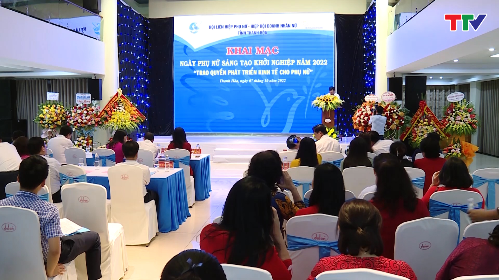 Khai mạc Ngày phụ nữ sáng tạo - Khởi nghiệp năm 2022 - Ảnh 1. Khai mạc Ngày phụ nữ sáng tạo - Khởi nghiệp năm 2022 - Ảnh 1.