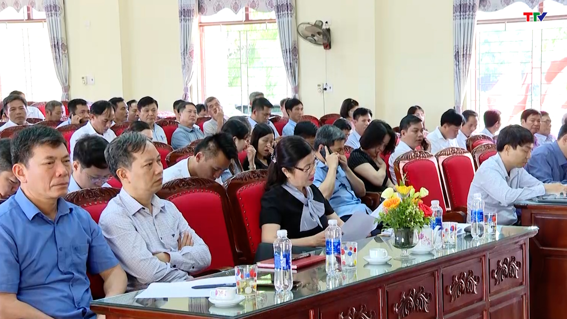 Đại biểu HĐND tỉnh tiếp xúc cử tri huyện Hoằng Hóa - Ảnh 3.