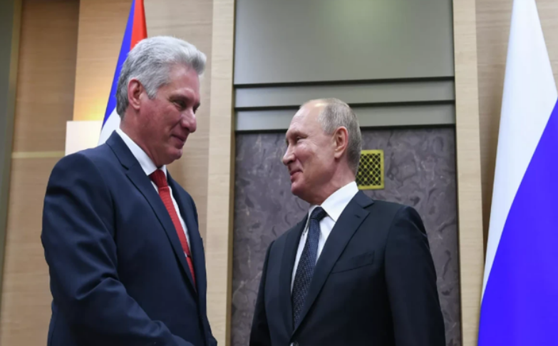 Chủ tịch Cuba thăm Nga - Ảnh 1.