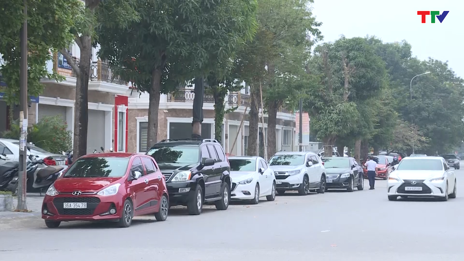 Xung quanh việc đậu đỗ xe tại thành phố Thanh Hóa - Ảnh 3.