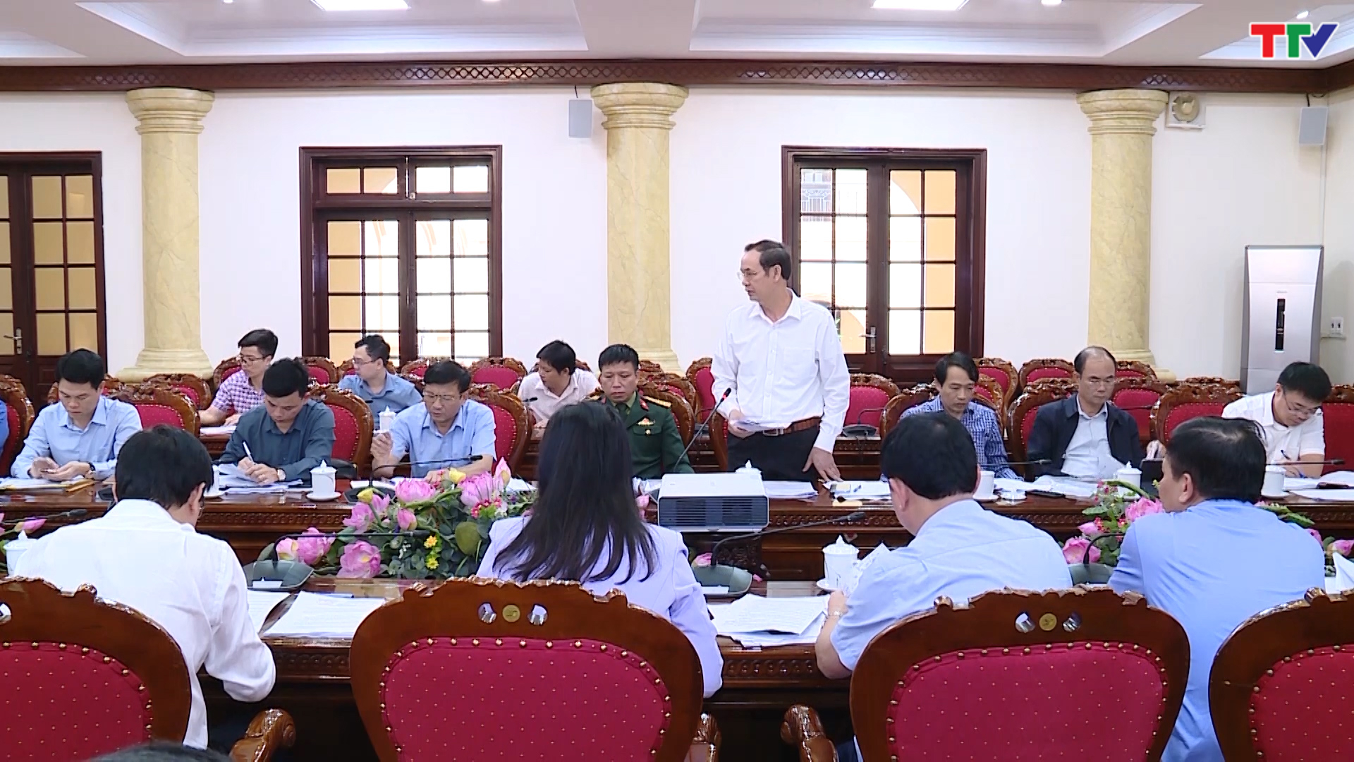 Hội nghị Ban chỉ đạo xây dựng và phát triển huyện Mường Lát. - Ảnh 2.