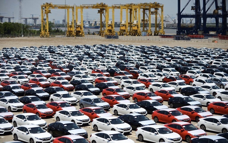 Việt Nam nhập khẩu hơn 3.000 ô tô mỗi ngày - Ảnh 1.