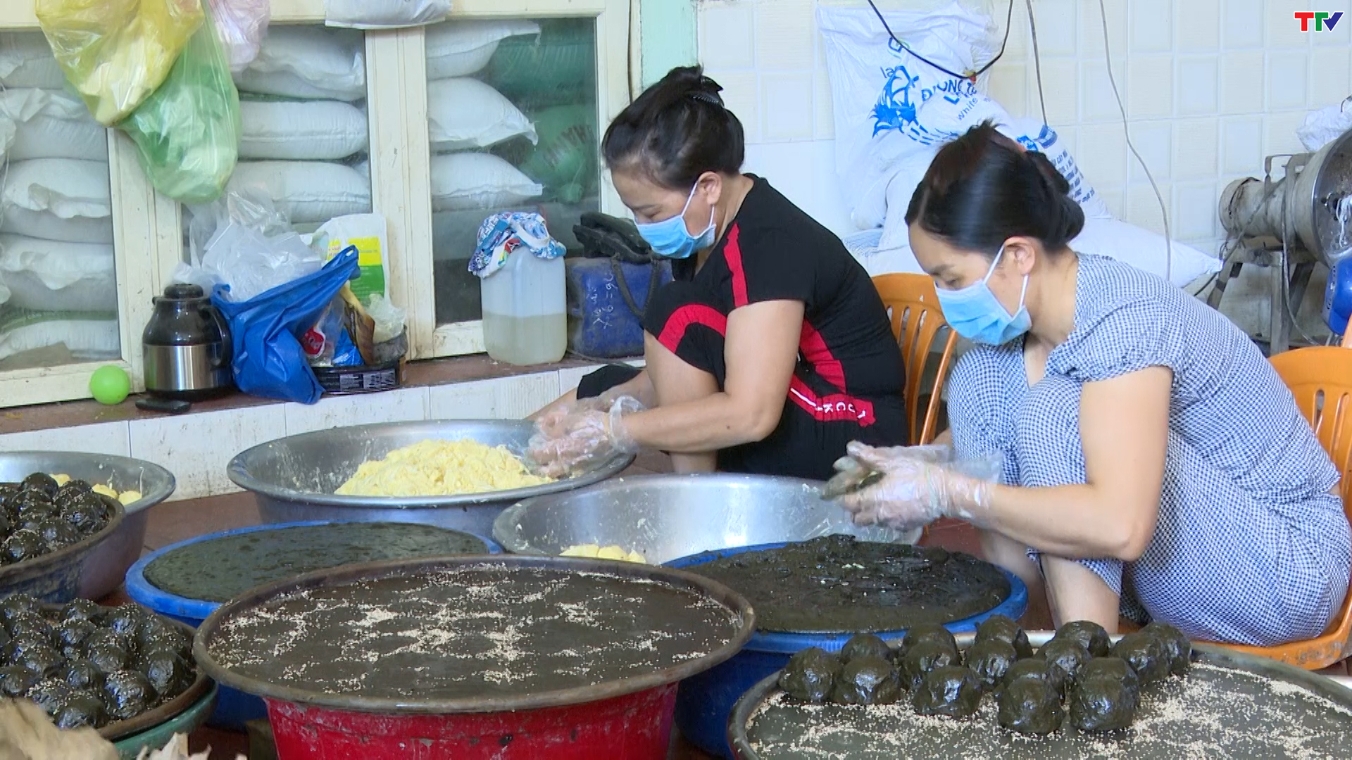 Xã Thọ Diên phát triển nghề làm bánh gai Tứ Trụ  - Ảnh 2.