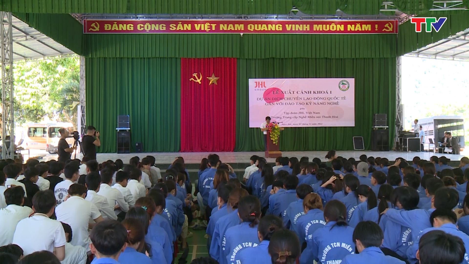 Sở Lao động TBXH tổ chức lễ xuất cảnh khóa 1 cho học sinh Trường Trung cấp nghề miền núi Thanh Hóa - Ảnh 2.