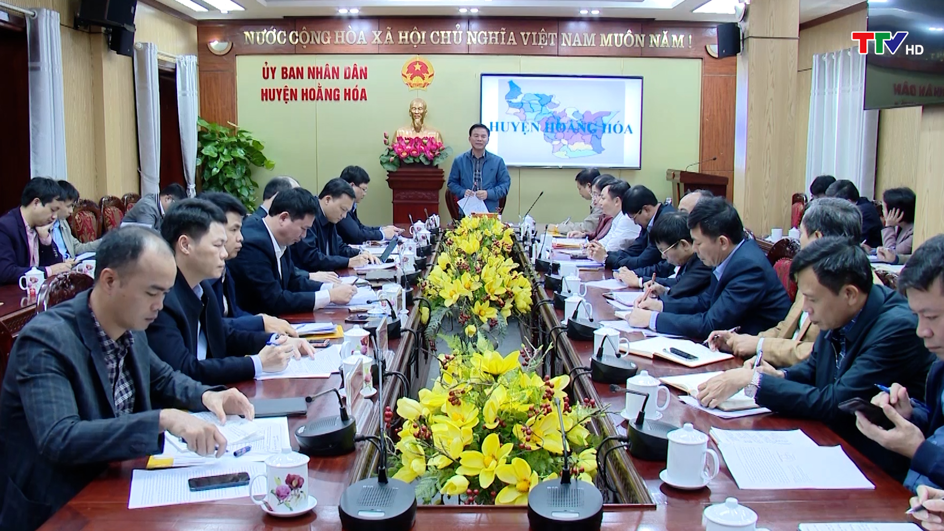 Đẩy nhanh tiến độ các dự án đầu tư  trọng điểm tại huyện Hoằng Hóa - Ảnh 9.