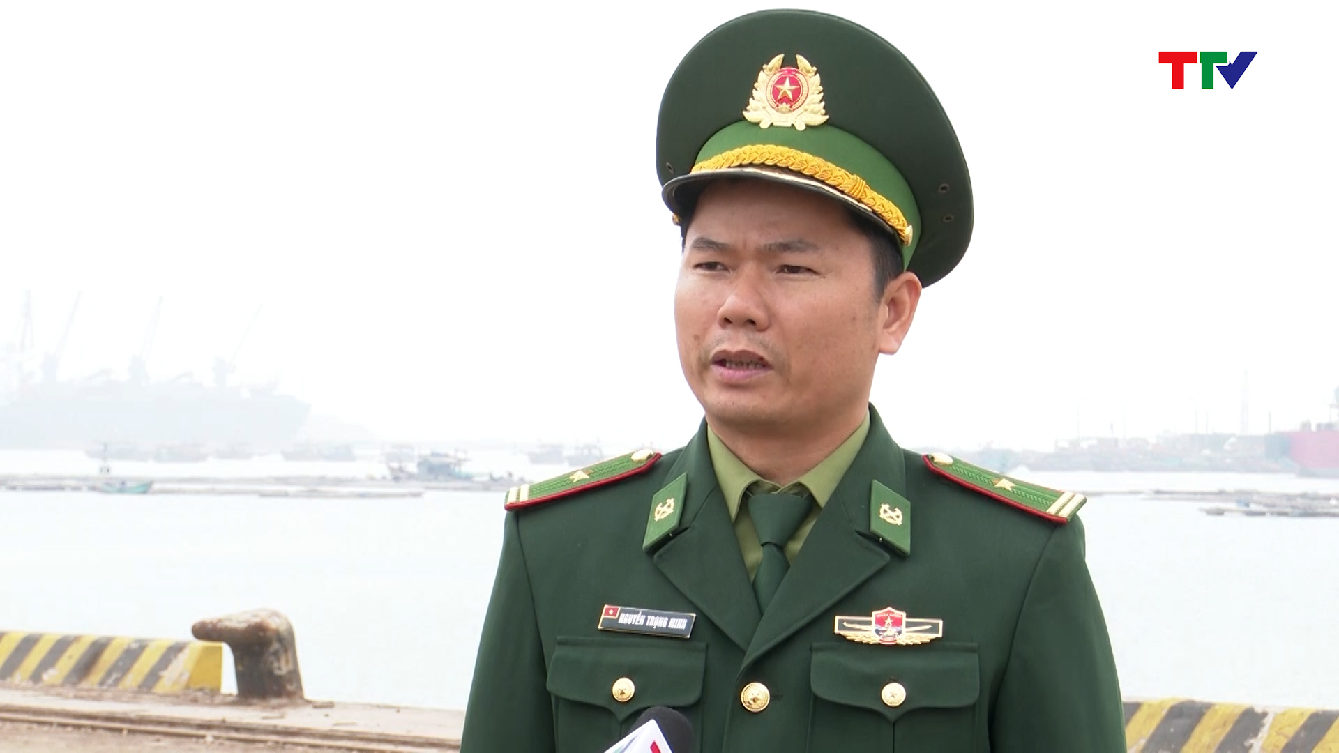 Ban chỉ huy Biên Phòng Cửa khẩu cảng Nghi Sơn tăng cường đảm bảo an ninh trật tự những tháng cuối năm  - Ảnh 2.