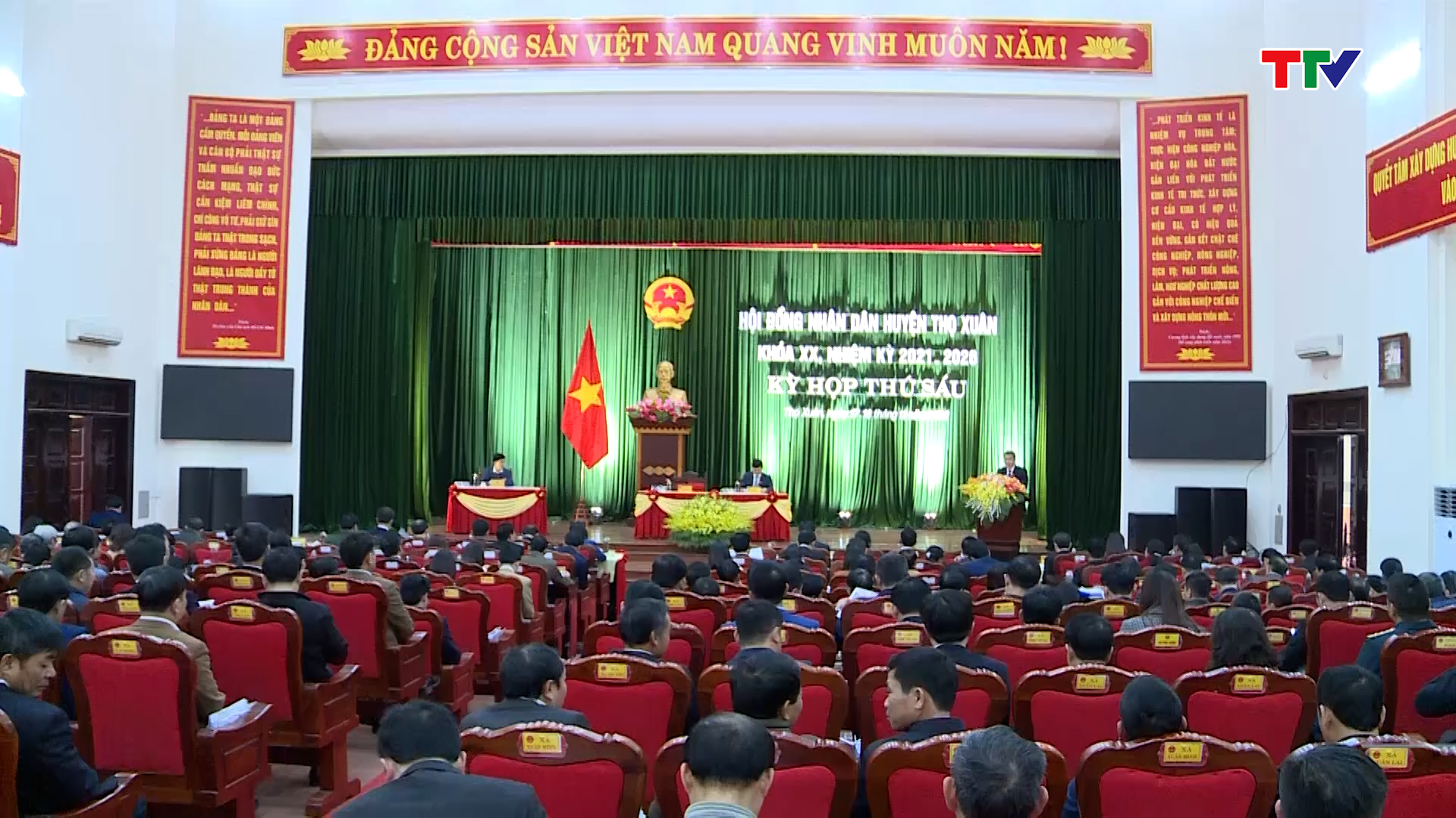 Kỳ họp thứ 6, HĐND huyện Thọ Xuân khóa XX, nhiệm kỳ 2021-2026 - Ảnh 2.