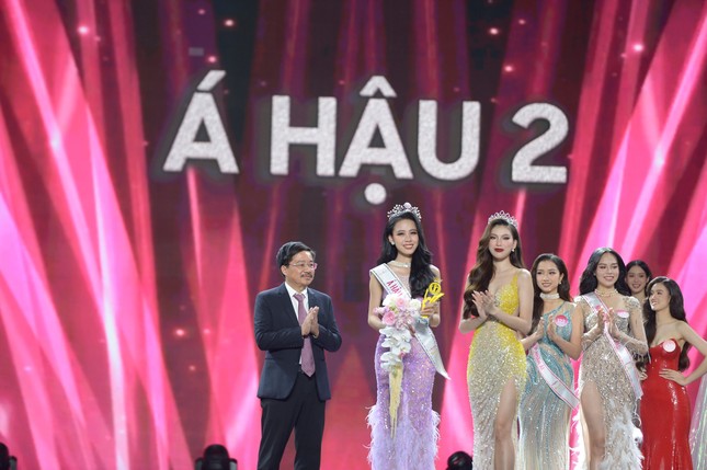 Huỳnh Thị Thanh Thủy đăng quang Hoa hậu Việt Nam 2022  - Ảnh 12.