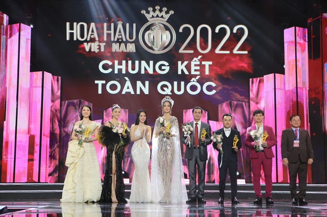 Huỳnh Thị Thanh Thủy đăng quang Hoa hậu Việt Nam 2022  - Ảnh 104.