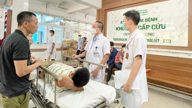 Quá tải tại một số bệnh viện tuyến Trung ương - Ảnh 1.