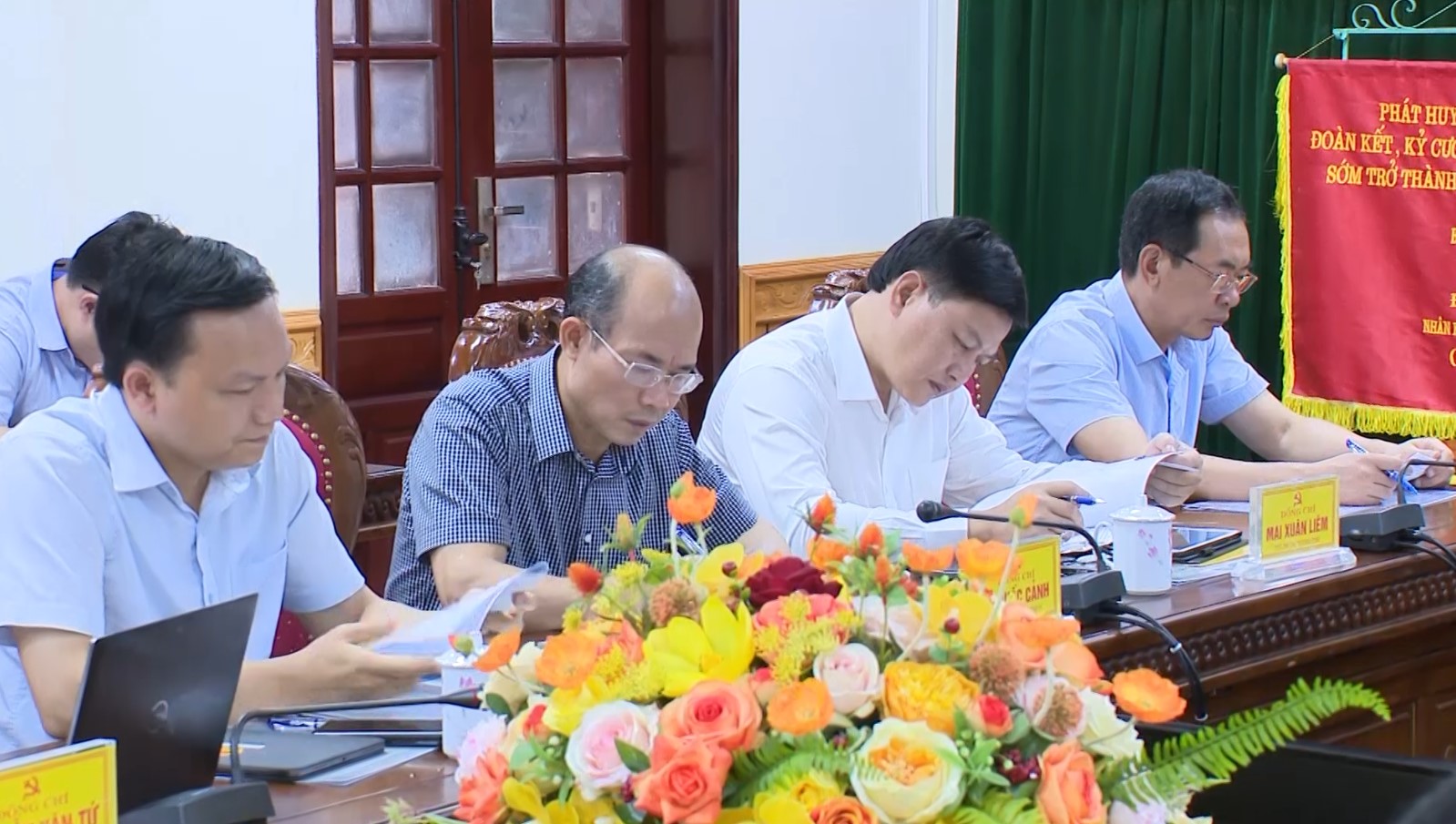 Bí thư Tỉnh ủy Đỗ Trọng Hưng làm việc tại huyện Yên Định - Ảnh 9.