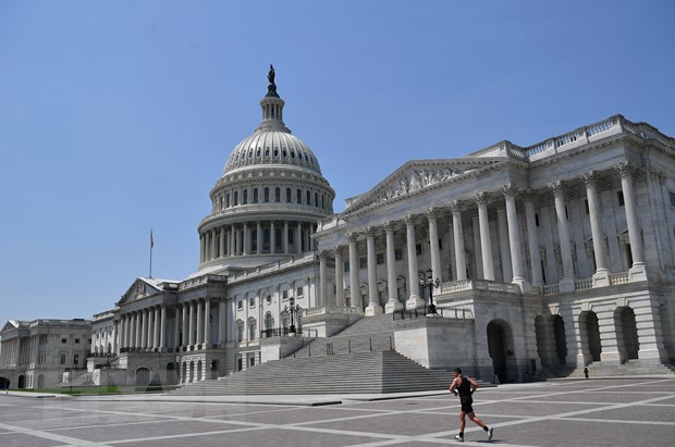 Hạ viện Mỹ thông qua dự luật Khí hậu, Thuế và Chăm sóc sức khỏe - Ảnh 1.