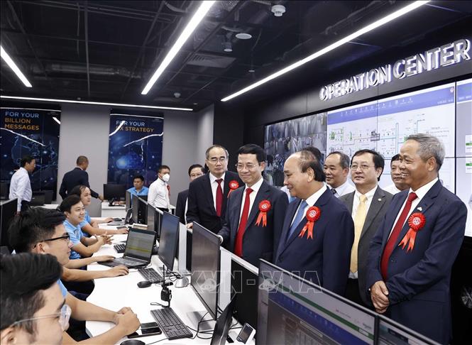 Chủ tịch nước dự Lễ khai trương CMC Data Center Tân Thuận-TPHCM - Ảnh 1.