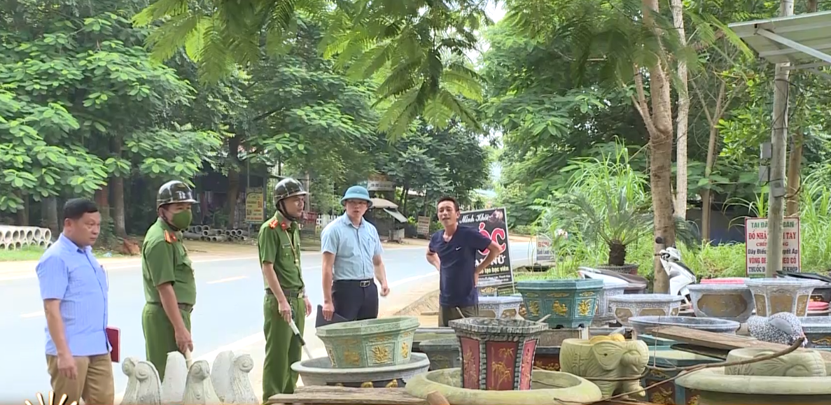 Vai trò, trách nhiệm người đứng đầu trong công tác đảm bảo hành lang đường Hồ Chí Minh ở huyện Ngọc Lặc - Ảnh 2.