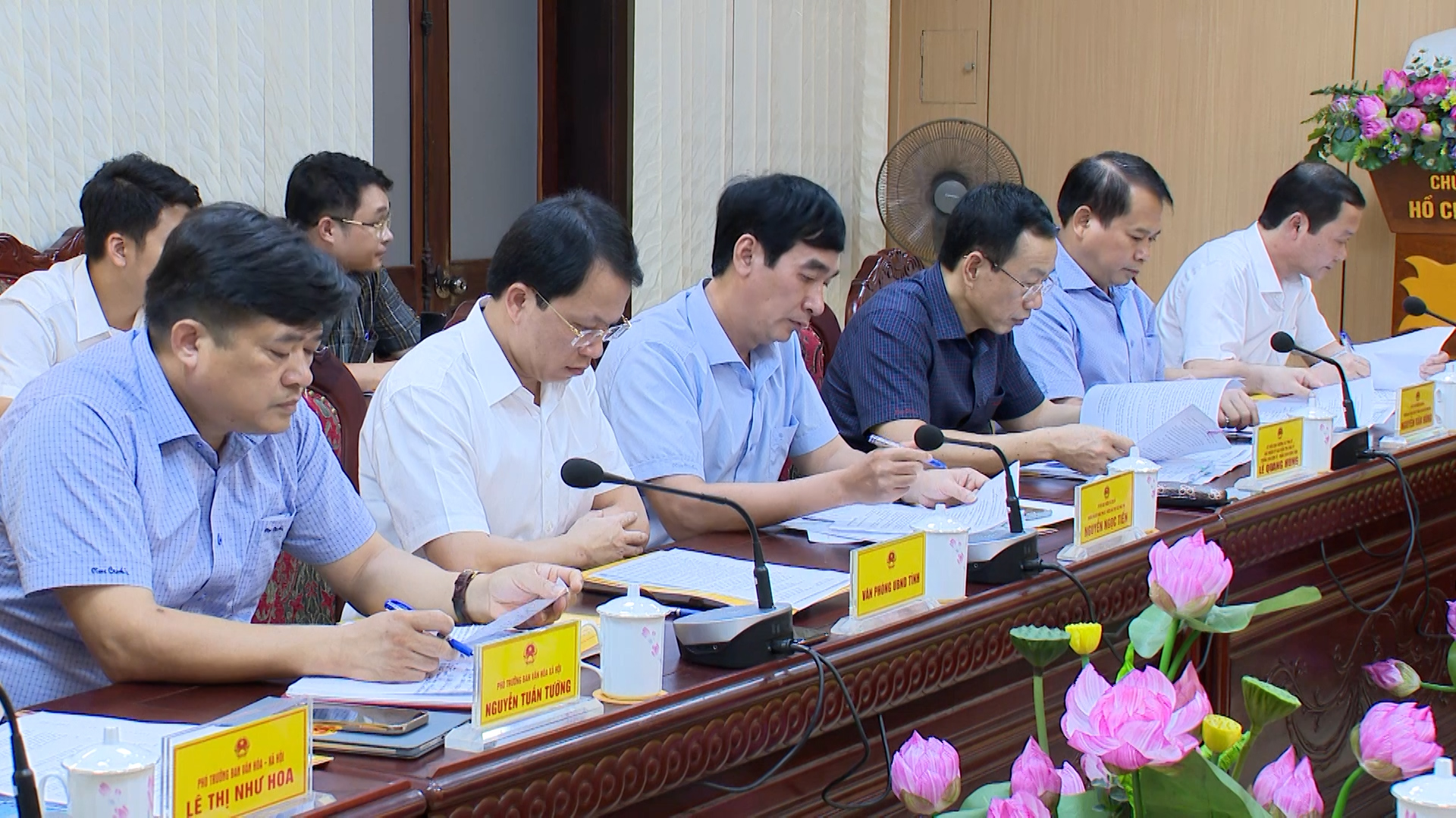 Phiên họp thứ 13 Thường trực HĐND tỉnh Thanh Hóa khóa XVIII - Ảnh 3.