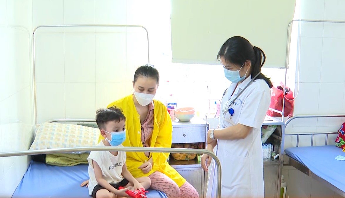 Mỗi năm Việt Nam có hơn nửa triệu ca mắc cúm mùa - Ảnh 1.