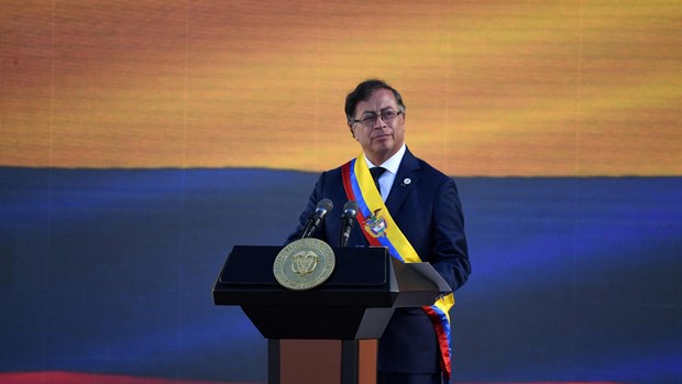 Tổng thống đắc cử Colombia, Gustavo Petro tuyên thệ nhậm chức - Ảnh 1.