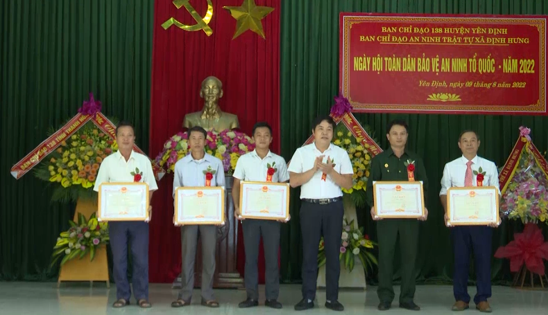 Ngày hội toàn dân bảo vệ an ninh Tổ quốc tại huyện Yên Định - Ảnh 2.