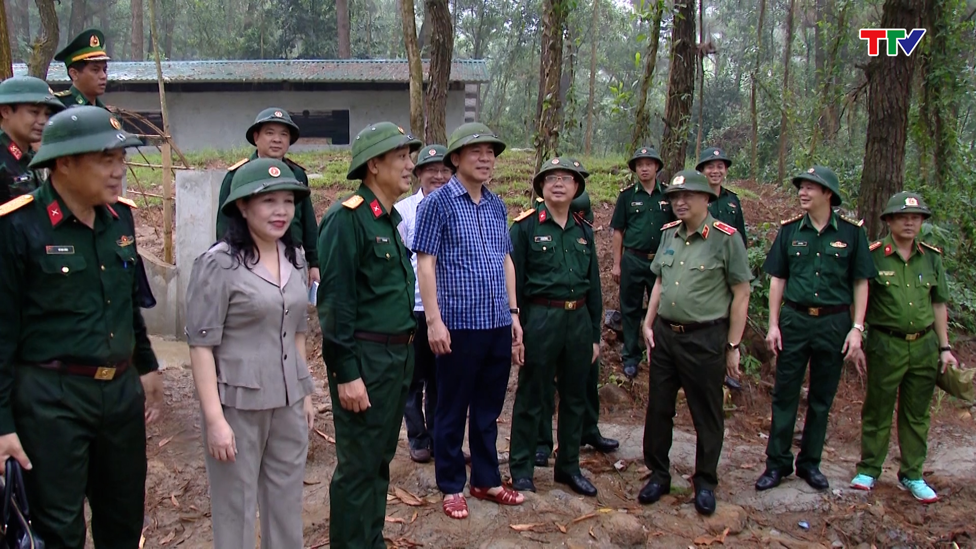 Bí thư Tỉnh ủy Đỗ Trọng Hưng kiểm tra công tác chuẩn bị diễn tập khu vực phòng thủ tỉnh Thanh Hóa - Ảnh 2.
