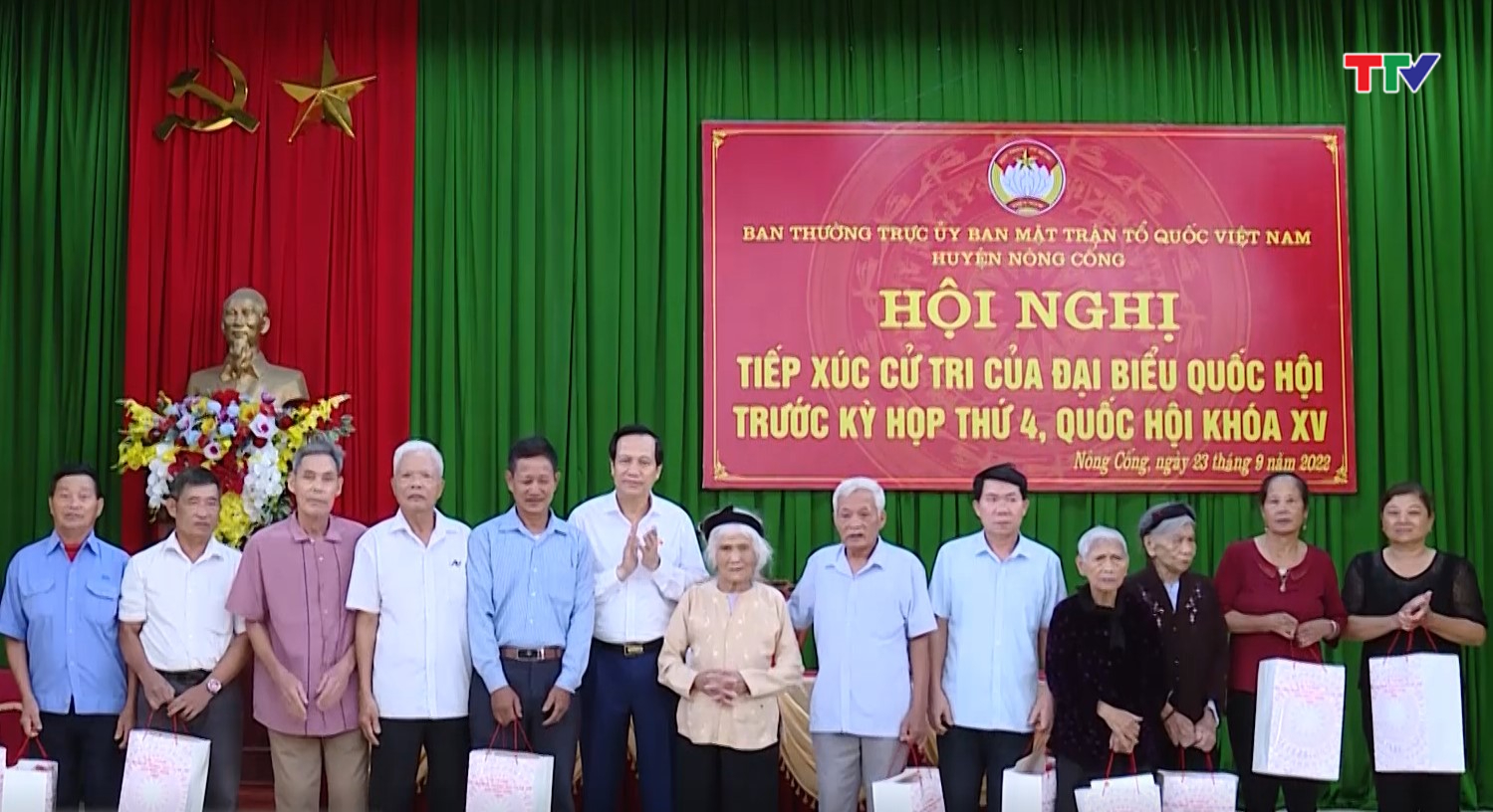 Bộ trưởng Bộ Lao động - Thương binh và Xã hội Đào Ngọc Dung tiếp xúc cử tri huyện Nông Cống, Như Thanh - Ảnh 4.