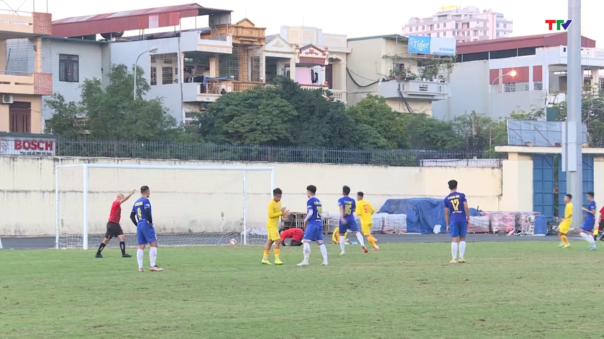 Giao hữu trước mùa giải: Đông Á Thanh Hóa ngược dòng chiến thắng Sông Lam Nghệ An - Ảnh 3.