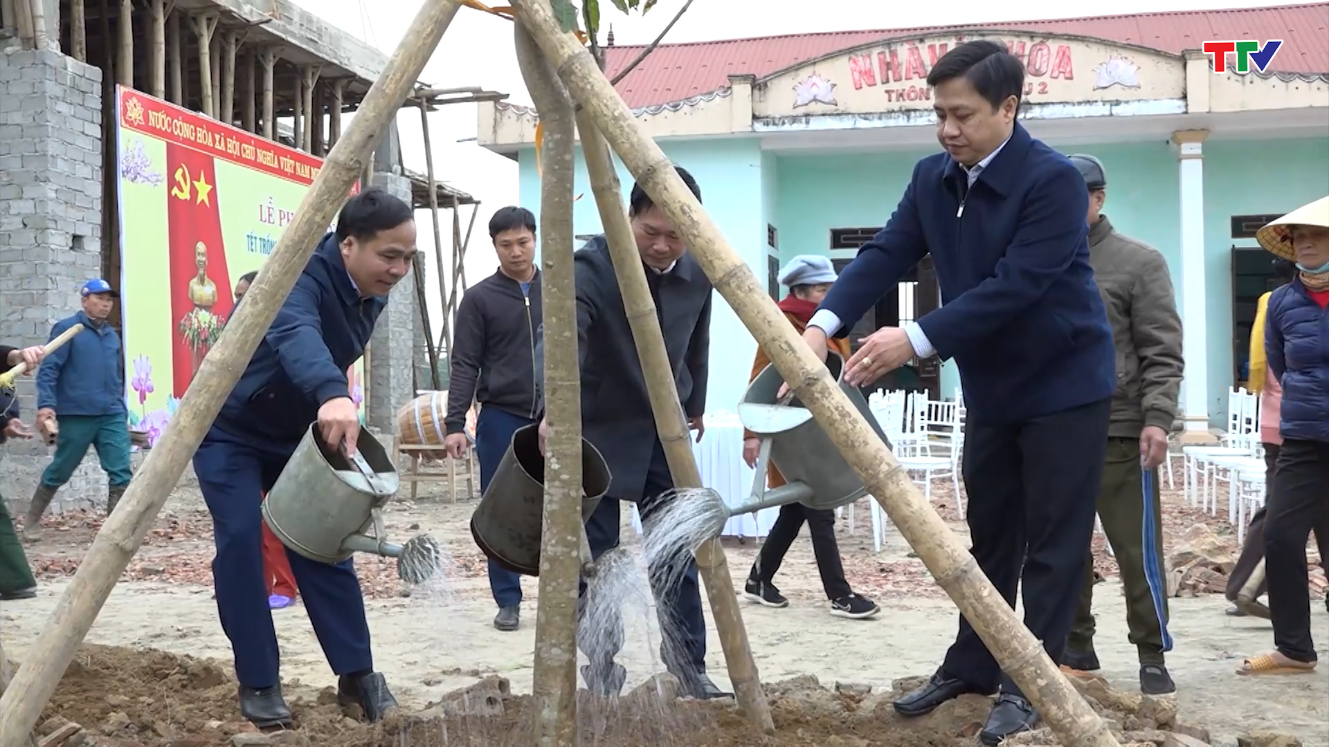 Các địa phương trên địa bàn tỉnh Thanh Hóa phát động Tết trồng cây xuân Quý Mão 2023 - Ảnh 3.