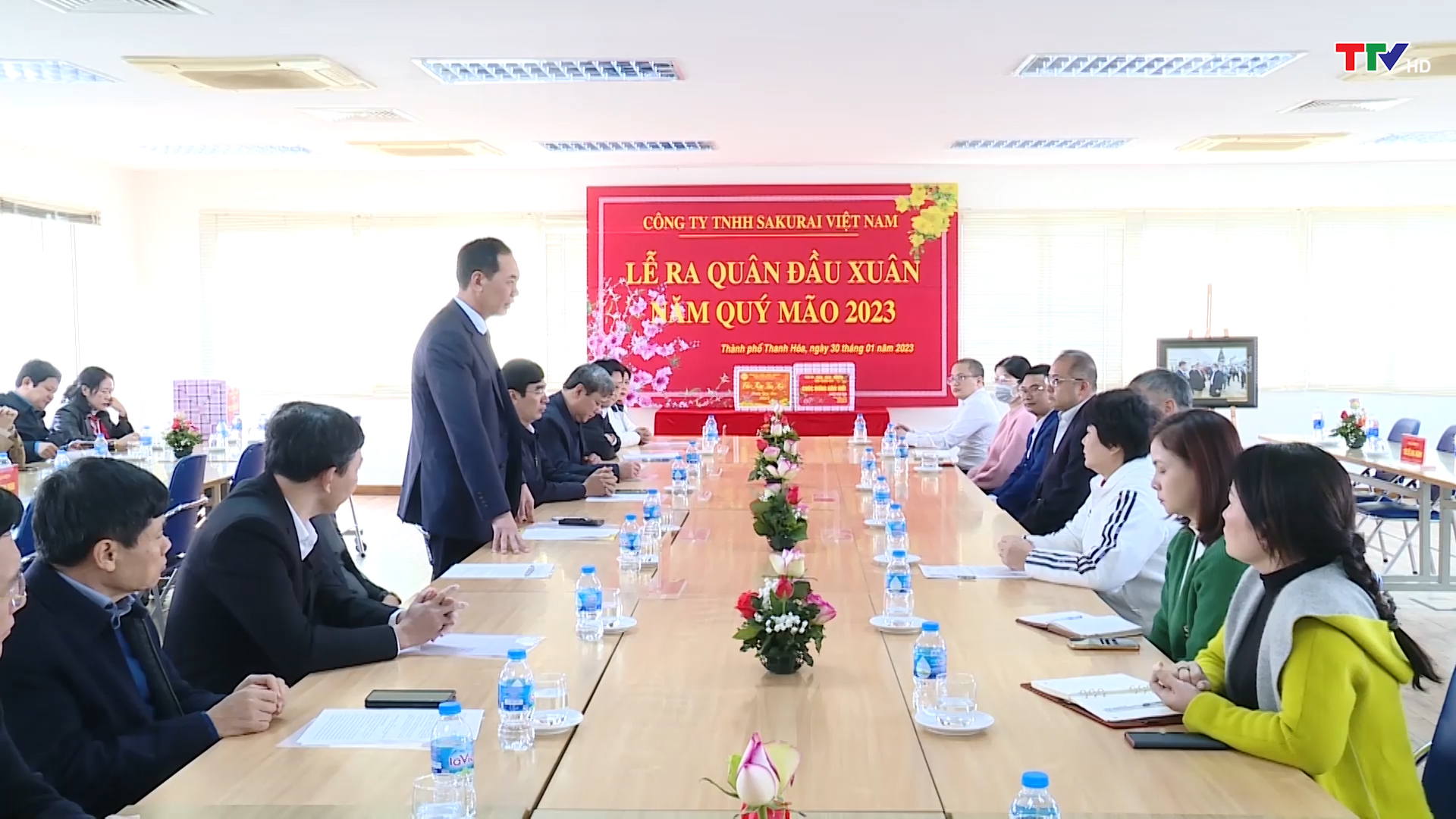 Phó Bí thư Tỉnh ủy Trịnh Tuấn Sinh dự lễ ra quân sản xuất đầu xuân   - Ảnh 2.