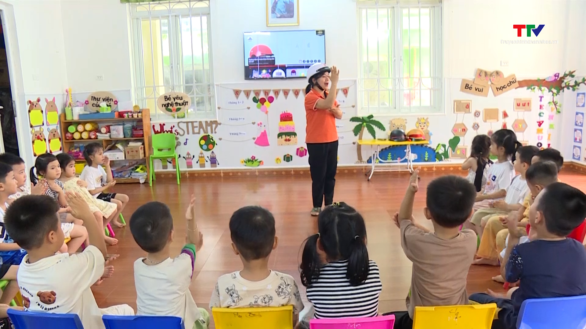Tuyên truyền Luật Giao thông từ lứa tuổi Mầm non - Ảnh 5. Tuyên truyền Luật Giao thông từ lứa tuổi Mầm non - Ảnh 5.