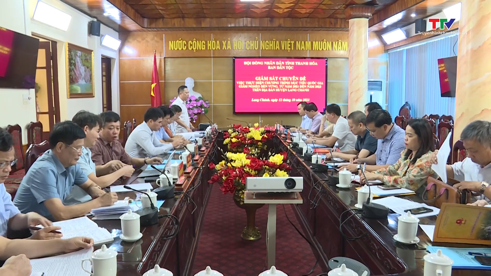 Ban Dân tộc Hội đồng Nhân dân tỉnh giám sát việc thực hiện Chương trình Mục tiêu quốc gia giảm nghèo bền vững tại huyện Lang Chánh - Ảnh 3.