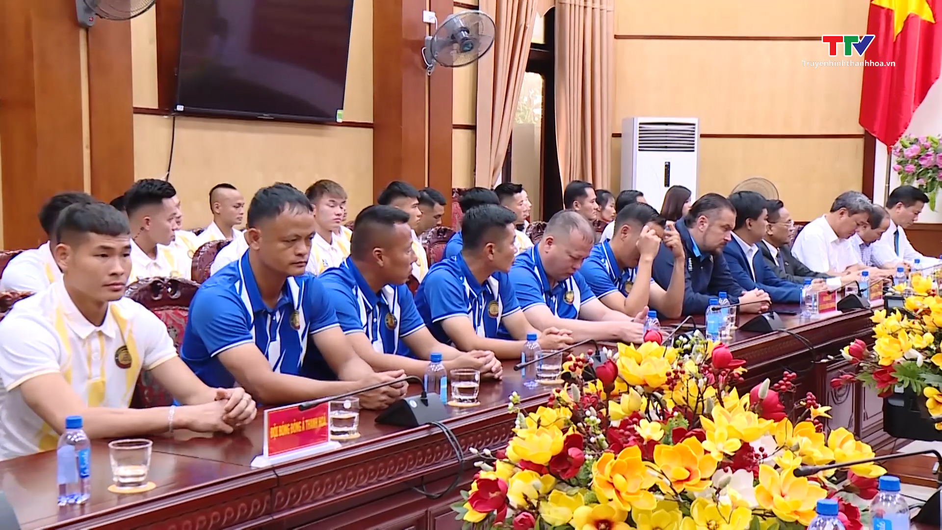 Tuyên dương, khen thưởng Đội bóng đá Đông Á Thanh Hoá đoạt Siêu Cup quốc gia – Cúp THACO 2023 - Ảnh 3.