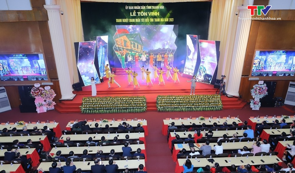 Tôn vinh doanh nghiệp, doanh nhân tiêu biểu tỉnh Thanh Hóa năm 2023 - Ảnh 1.