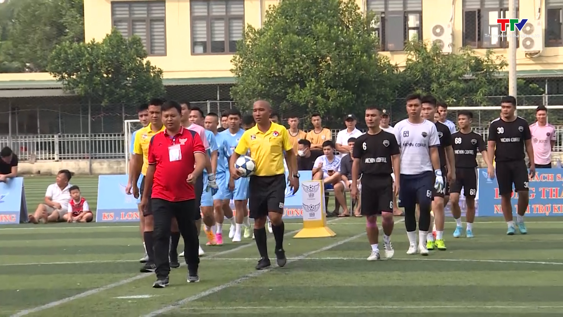 Khởi tranh Giải bóng đá các câu lạc bộ Sầm Sơn League mùa thứ 5, năm 2023 - Ảnh 2.