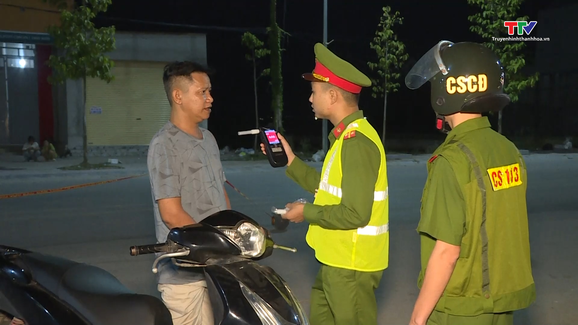 Công an huyện Triệu Sơn xử lý vi phạm nồng độ cồn - Ảnh 3.