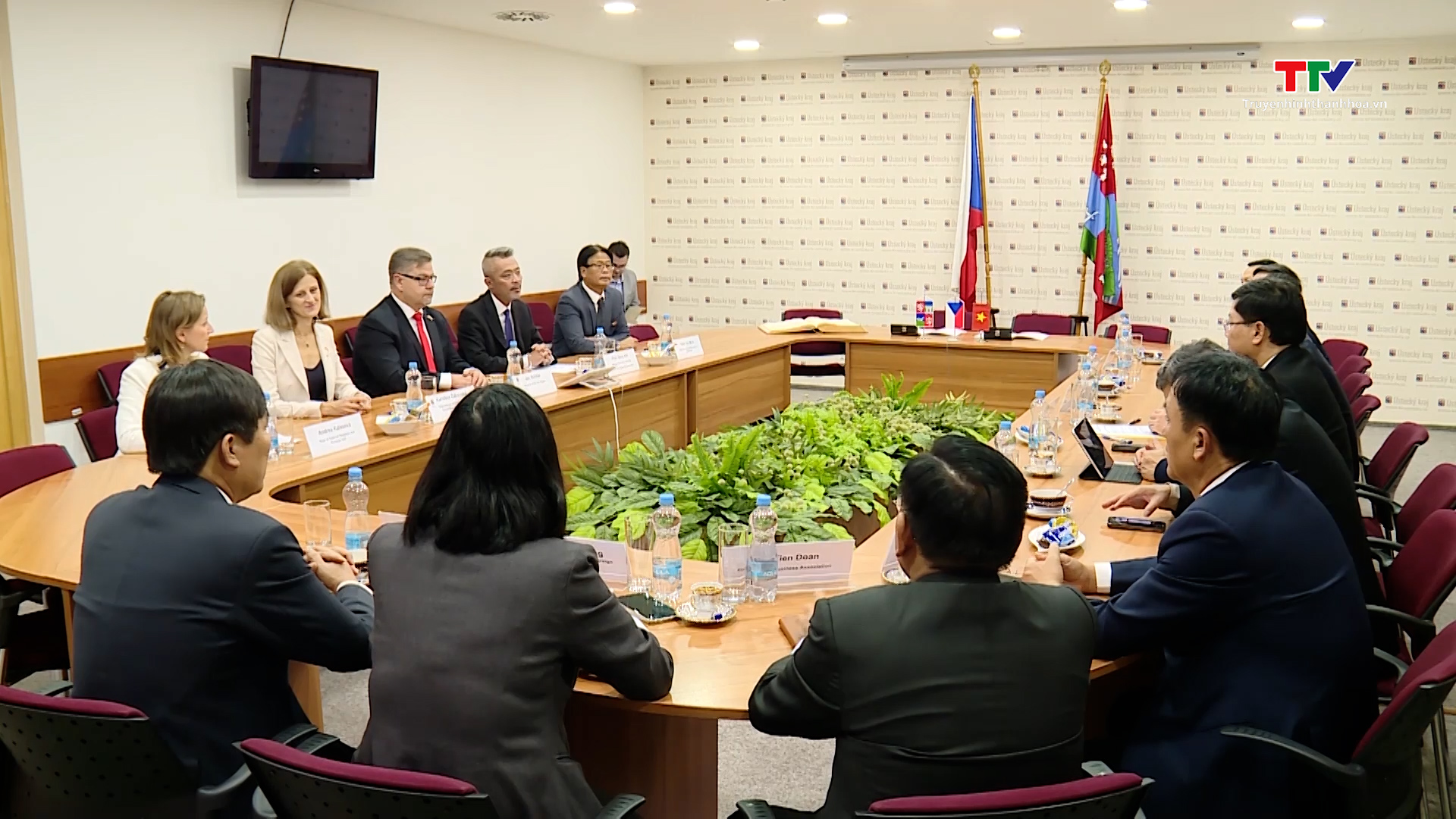 Thúc đẩy quan hệ hợp tác giữa tỉnh Thanh Hóa, Việt Nam  và tỉnh Utecky, Cộng hòa Séc  - Ảnh 2.