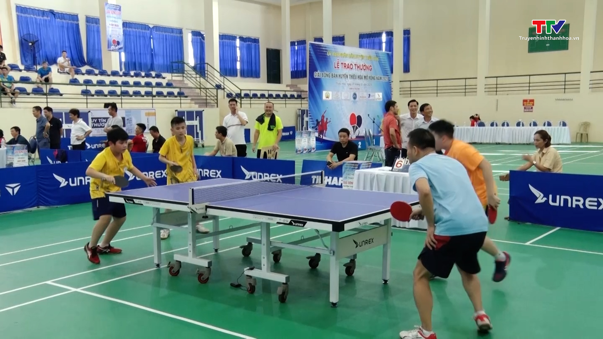 Giải bóng bàn huyện Thiệu Hóa mở rộng năm 2023 thu hút nhiều tay vợt mạnh trong và ngoài tỉnh - Ảnh 2.