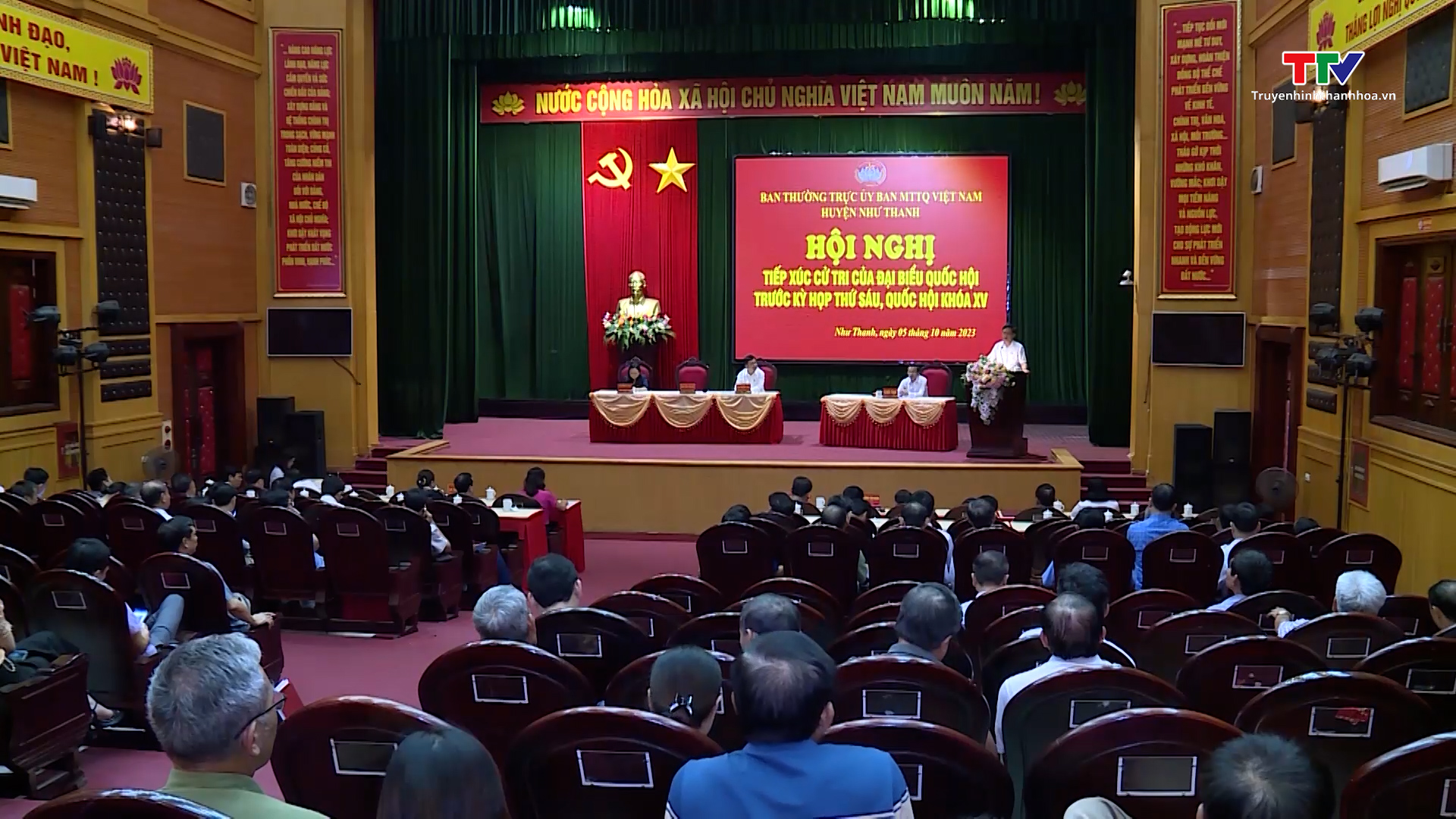 Đoàn Đại biểu Quốc hội tỉnh Thanh Hoá tiếp xúc cử tri tại huyện Như Thanh  - Ảnh 4.