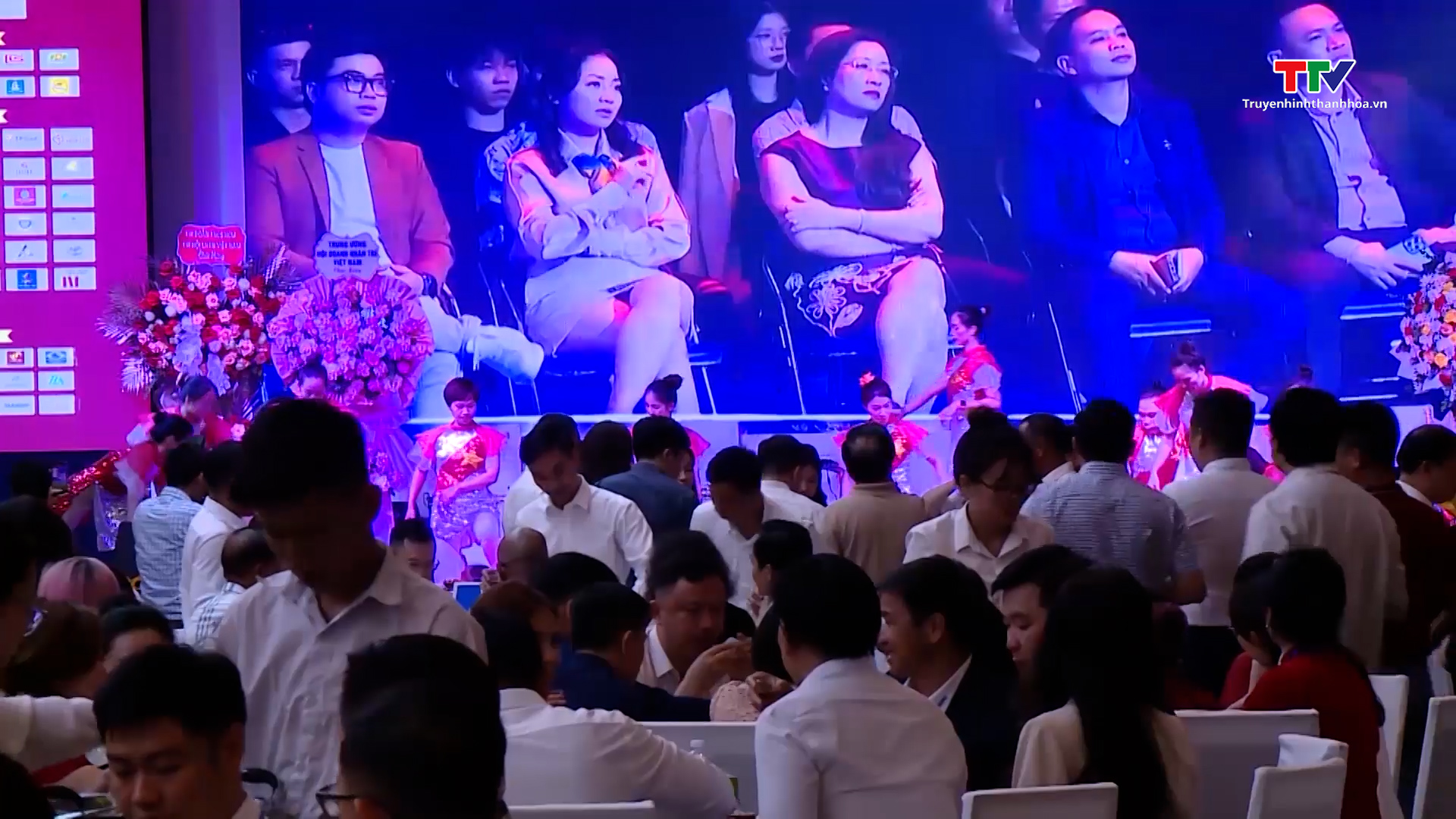 Gala Dinner chào mừng đại hội Hội Doanh nhân trẻ tỉnh Thanh Hoá nhiệm kỳ 2023 – 2028 - Ảnh 2.