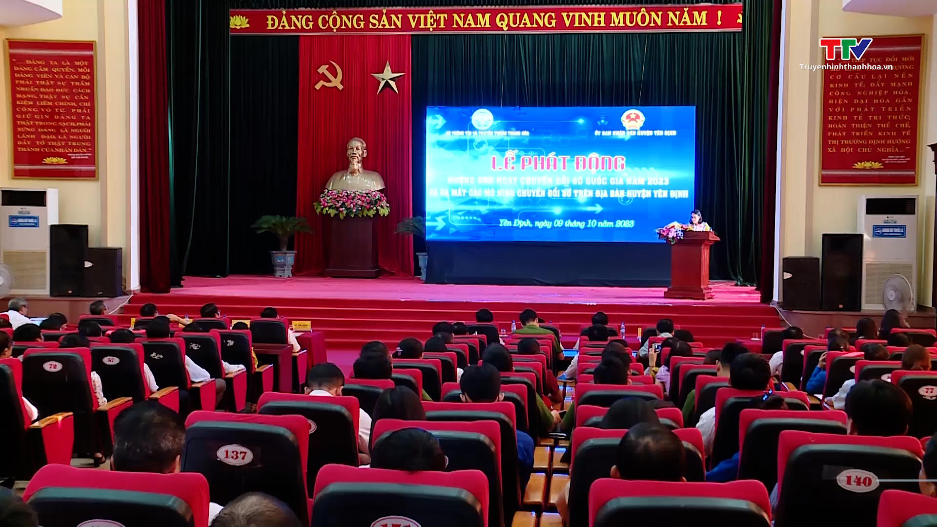 Huyện Yên Định hưởng ứng ngày Chuyển đổi số Quốc gia 2023 - Ảnh 1.