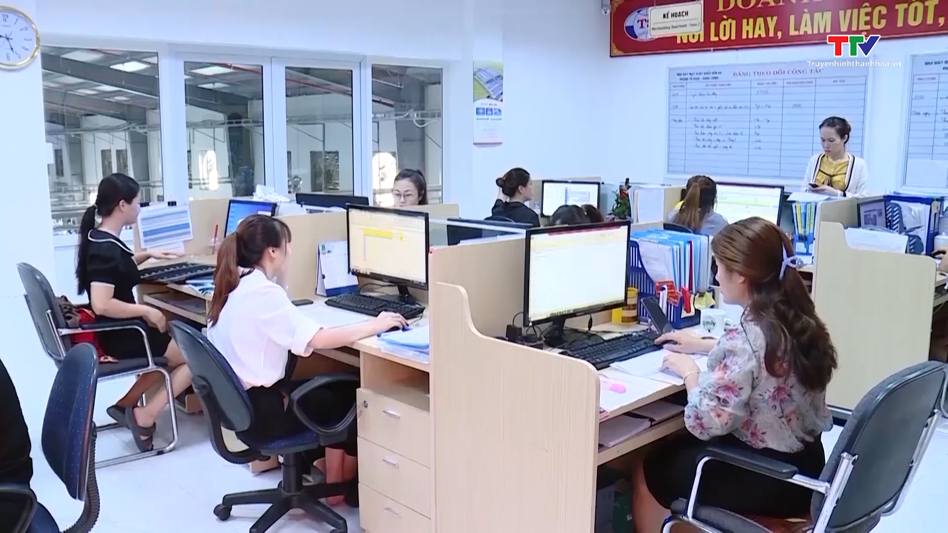 Việt Nam phấn đấu vào top 3 ASEAN về tốc độ tăng năng suất lao động- Ảnh 1.