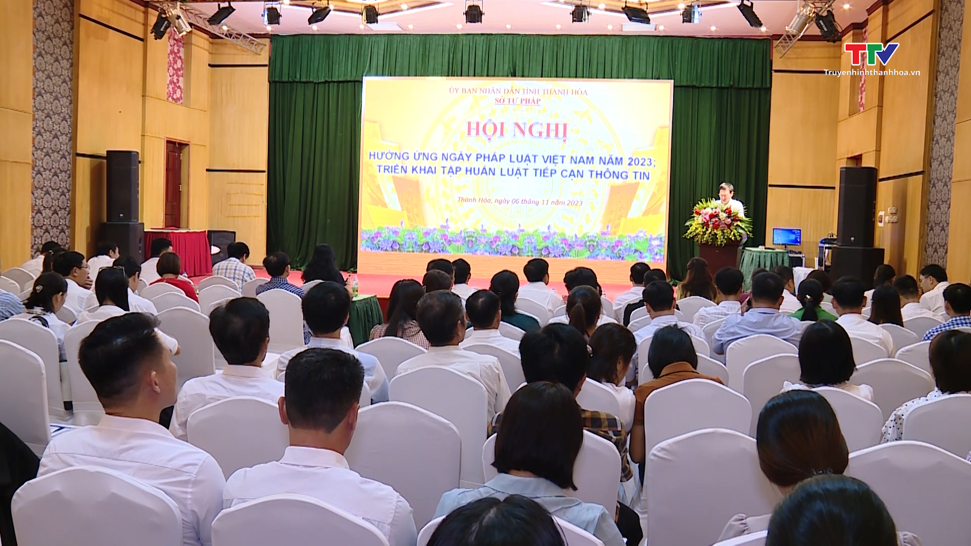 Nhiều hoạt động hưởng ứng Ngày pháp luật Việt Nam- Ảnh 3.