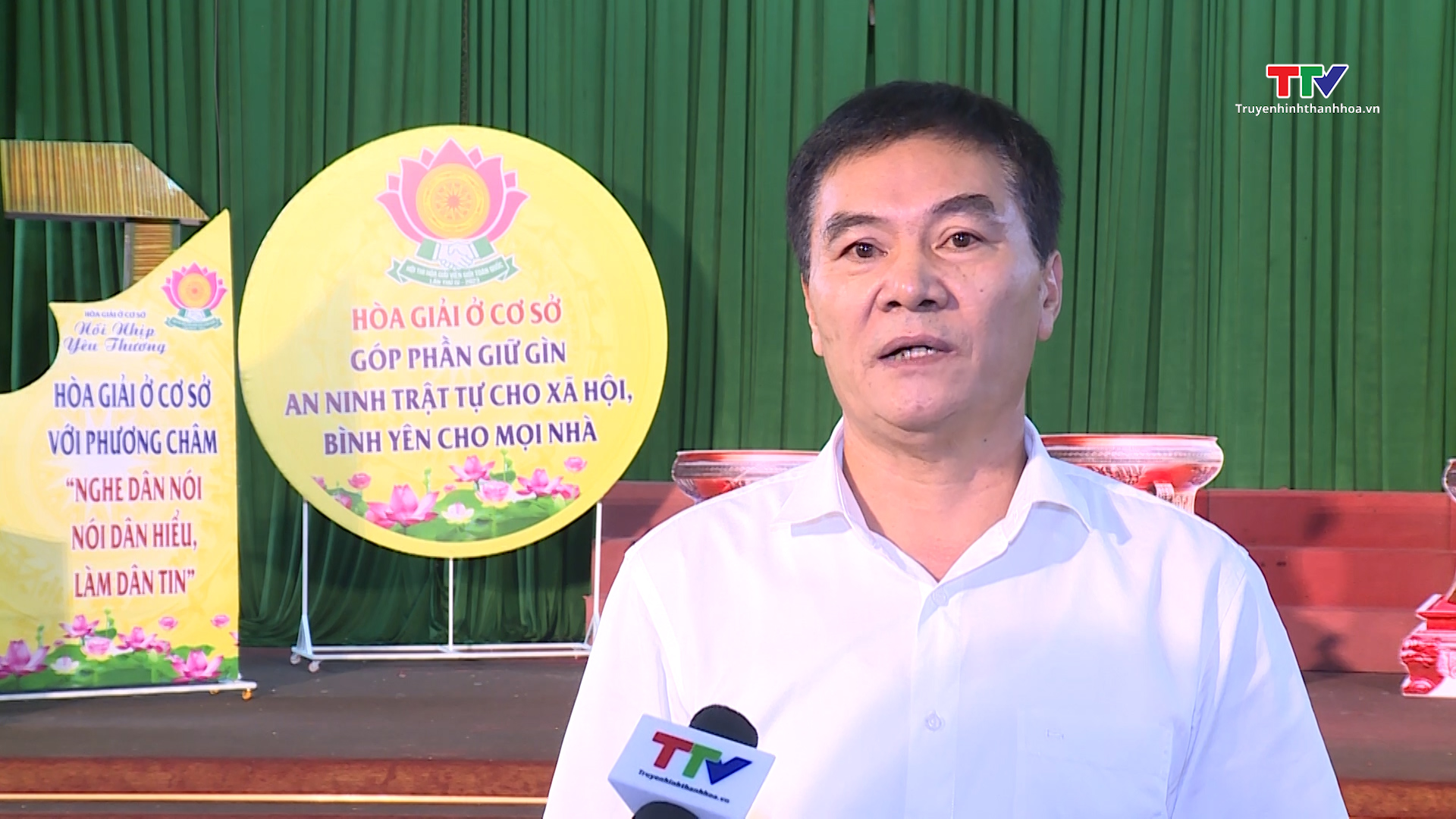 Nhiều hoạt động hưởng ứng Ngày pháp luật Việt Nam- Ảnh 4.