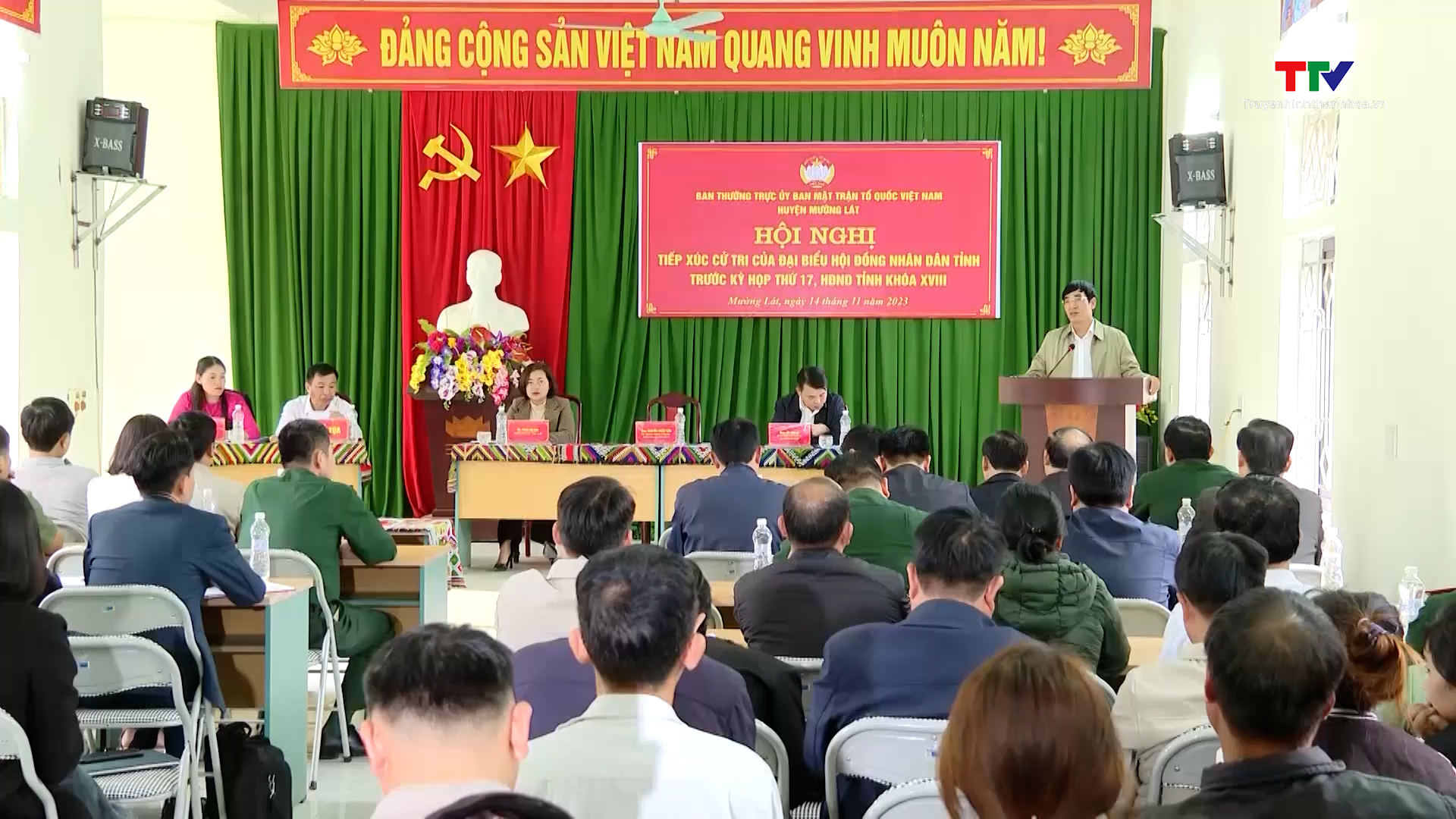 Đại biểu Hội đồng Nhân dân tỉnh tiếp xúc cử tri ở huyện Mường Lát- Ảnh 1.