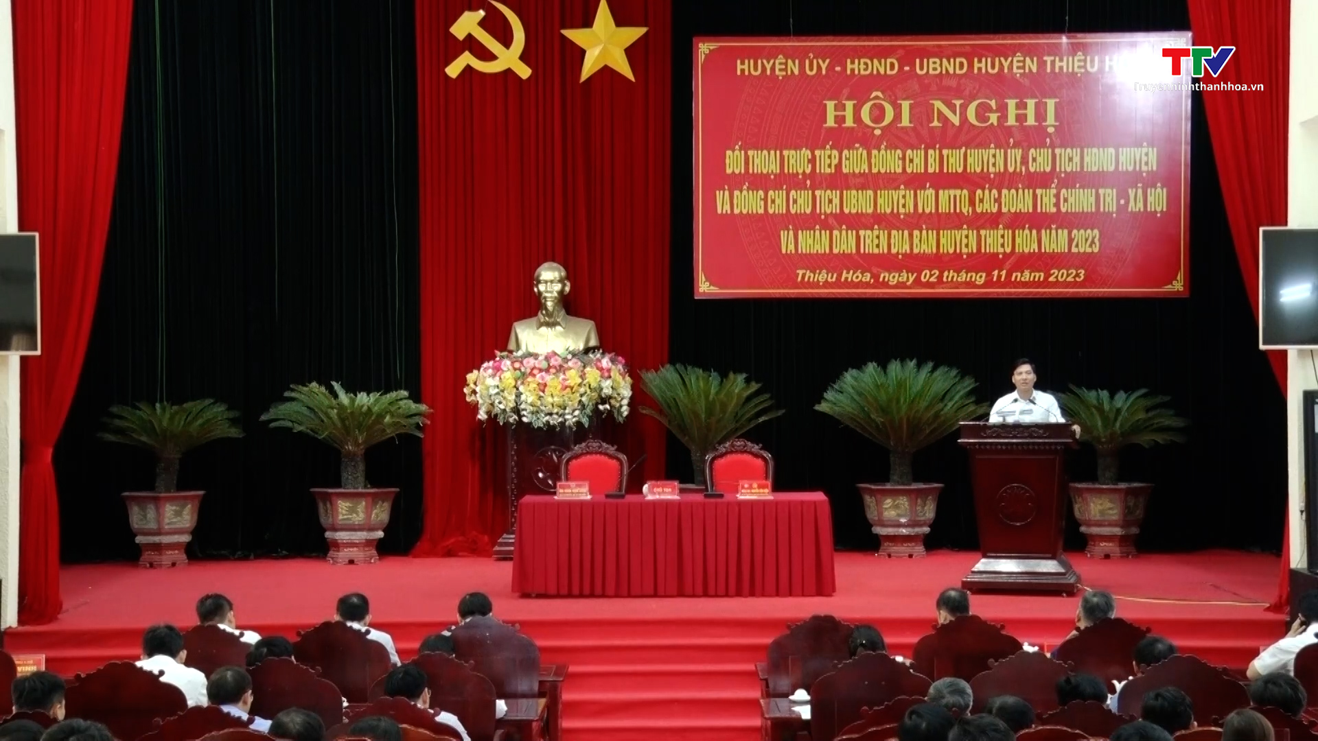 Lãnh đạo huyện Thiệu Hóa đối thoại với Mặt trận Tổ quốc, các đoàn thể chính trị xã hội và Nhân dân - Ảnh 2.