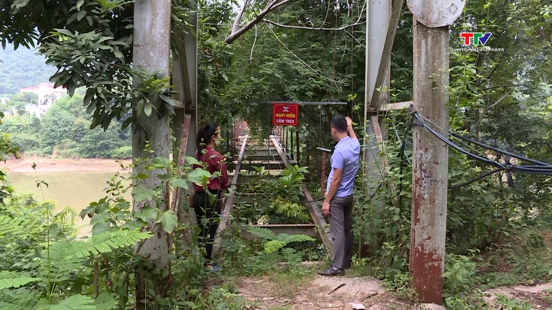 Thiếu kinh phí, 2 cầu treo hư hỏng trên địa bàn huyện Mường Lát chưa thể tháo dỡ- Ảnh 2.
